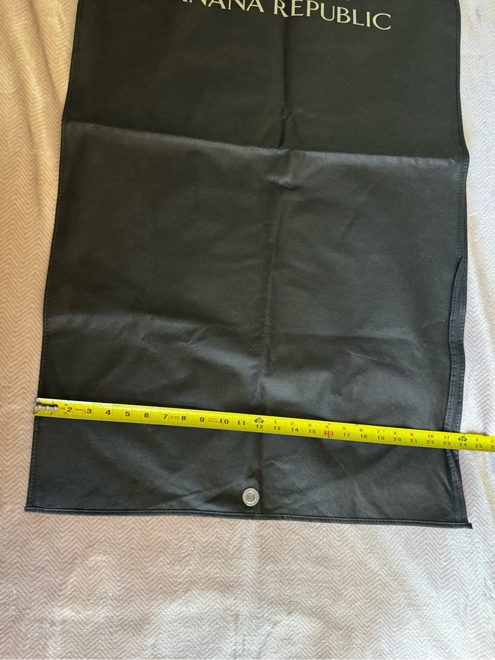 Banana Republic Black Travel/Storage Garment Bag with Logo Zip Pull - Picture 3 of 4